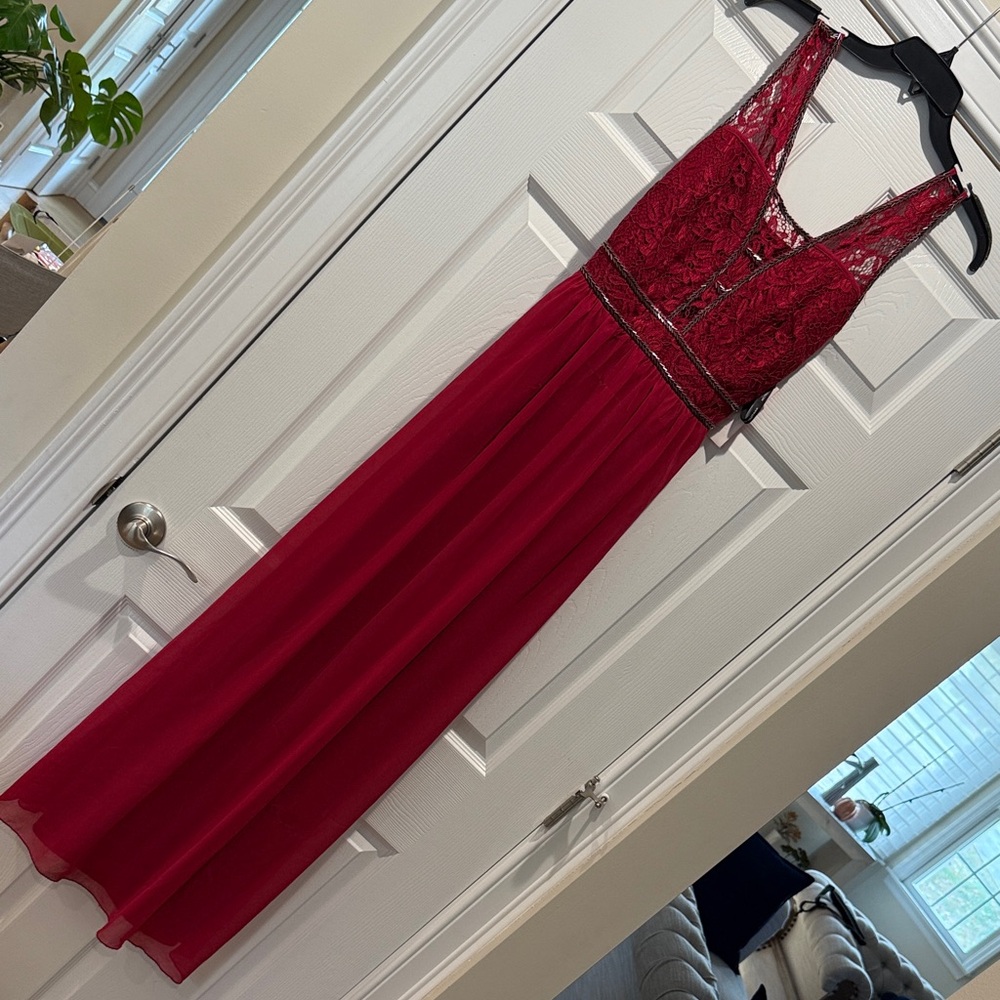 Little Mistress BRAND NEW W/TAG Elegant Red Lace Evening Dress Sz 6